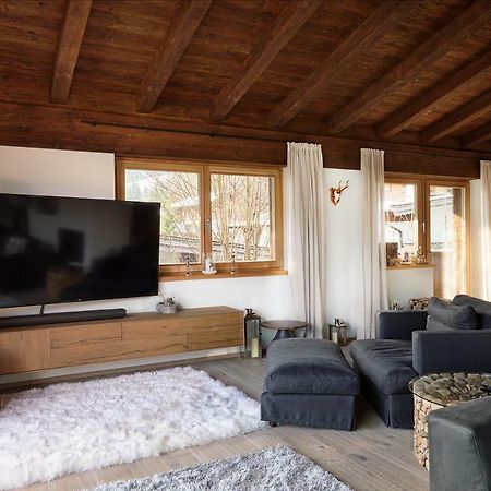 Top Modernes Ferienhaus Mit Sauna! Nicht Weit Vom Skilift Villa Kirchberg in Tirol Luaran gambar